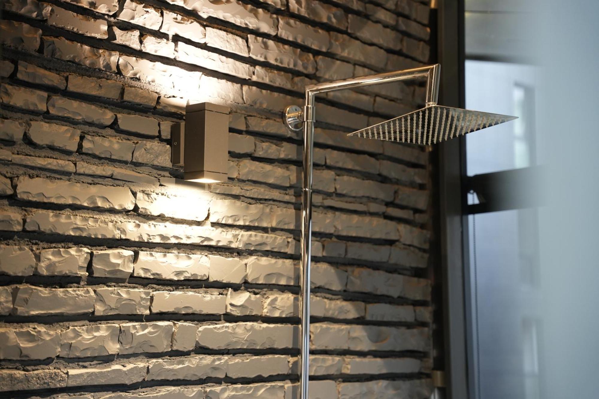 La Suite Boutique Hotel Тирана Экстерьер фото