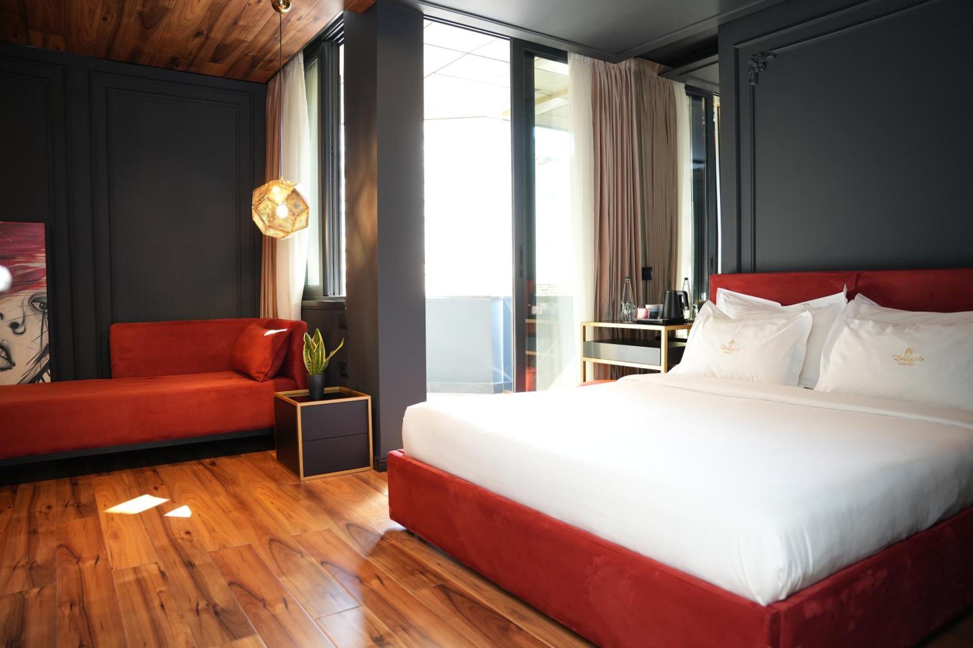 La Suite Boutique Hotel Тирана Экстерьер фото